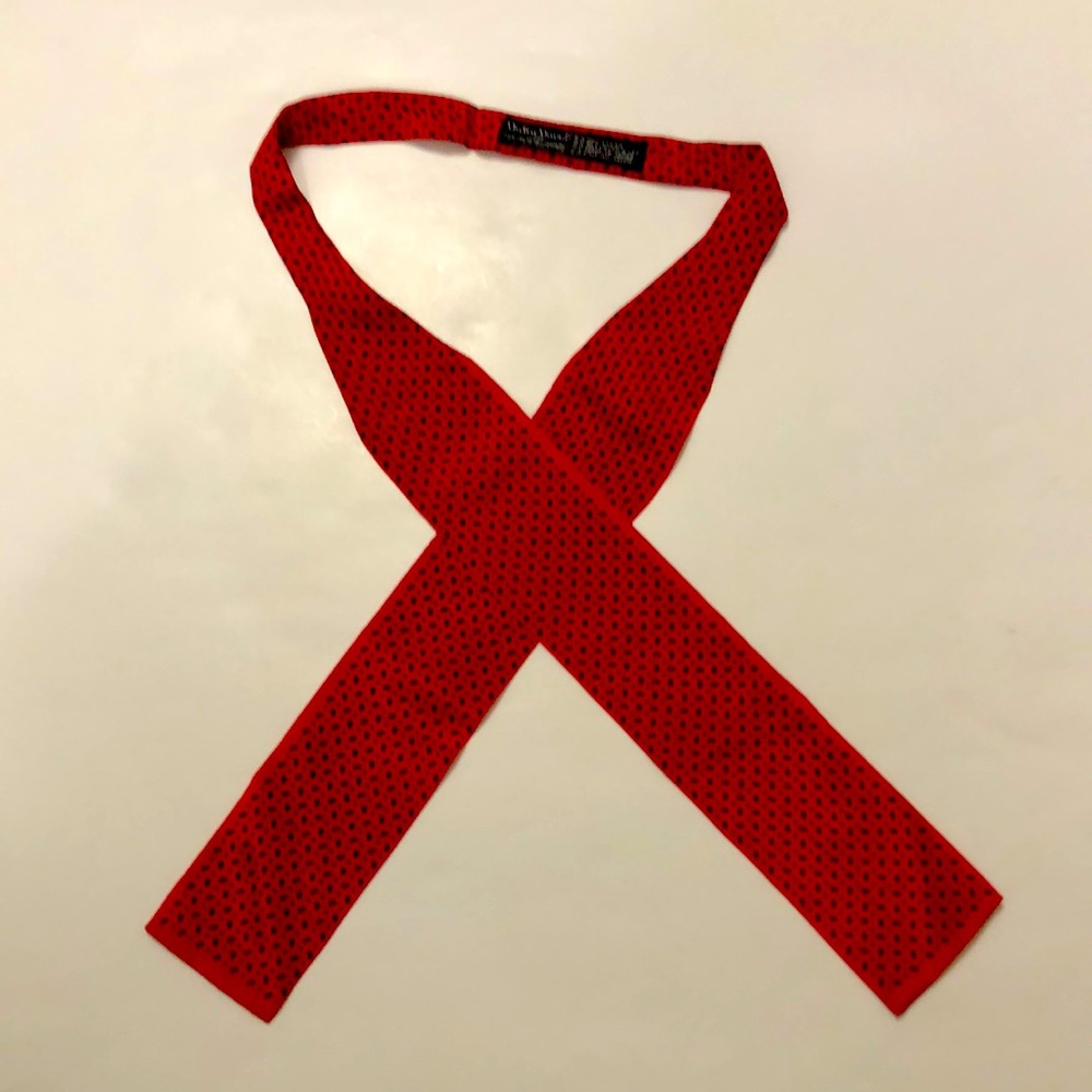 Vicky Davis Silk Tie Red Black paisley made in Japan Excellent Condition